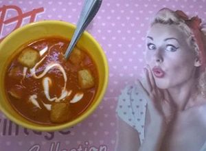 Una foto de Sopa de pimientos rojos. (Olla de cocción lenta-SlowCooker-CrockPot)