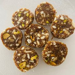 A picture of Dubai Kataifi Date Rolls.