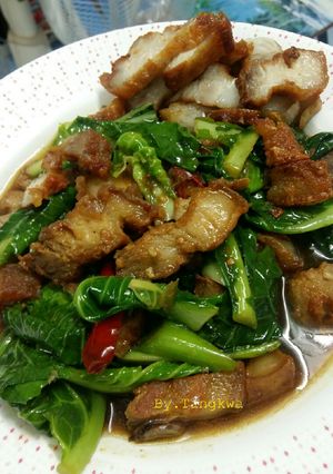 รูปของ ผัดแขนงกะหล่ำหมูทอด