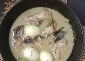 Masakan Populer Opor Ayam Telur Bumbu Kuning dan Putih Praktis Enak