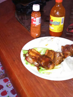 Una foto de Costillas de 🐷 en salsa bbq!!!👌👌