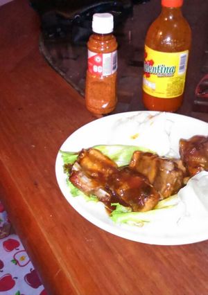 Una foto de Costillas de 🐷 en salsa bbq!!!👌👌