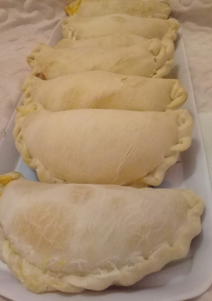 Una foto de Empanadas de Calabaza, huevo y muzzarella