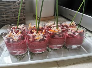 Une photo de 🍴Verrines Betteraves Surimi!! 🍴