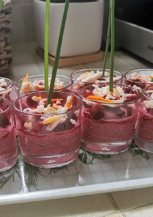 Une photo de 🍴Verrines Betteraves Surimi!! 🍴