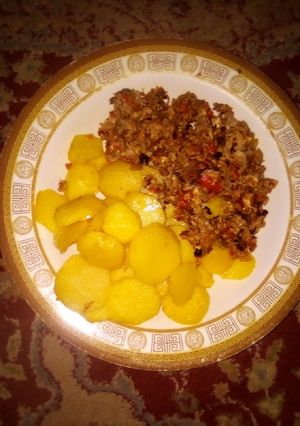 A picture of Fried Potatoes 🥔.