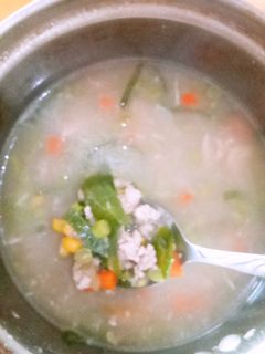 Foto resep Mpasi 1y+ soup ayam Seger ala kfc