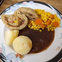 A picture of Vegetarian suet, bacon and onion Roly Poly.