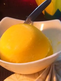 বাটি ম্যাঙ্গো আইসক্রিম (bati mango ice cream recipe in Bengali) রেসিপির প্রধান ছবি