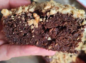 Una foto de Brownie de plátano