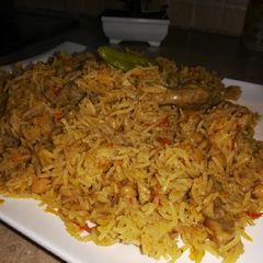 A picture of Chicken chana pulao.