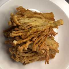 รูปของ Jamur enoki krispy Gercep