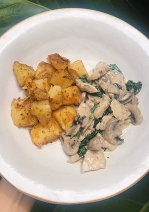 Foto resep Creamy Chicken Mushroom and Crispy Baked Potato