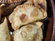 Una foto de empanada de marisco