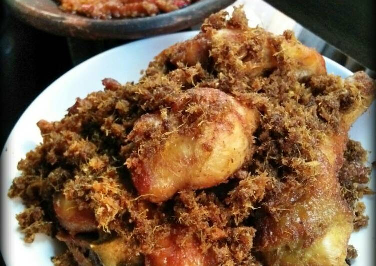 Cara termudah untuk Cepat LezatAyam Goreng Lengkuas