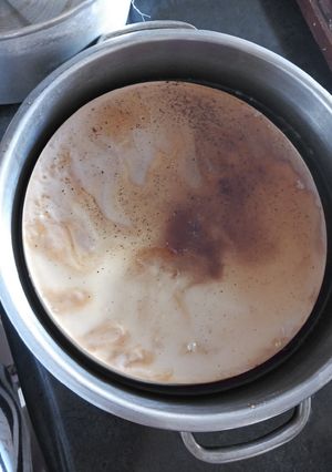 Una foto de Flan de café sin huevo y sin horno 🍮