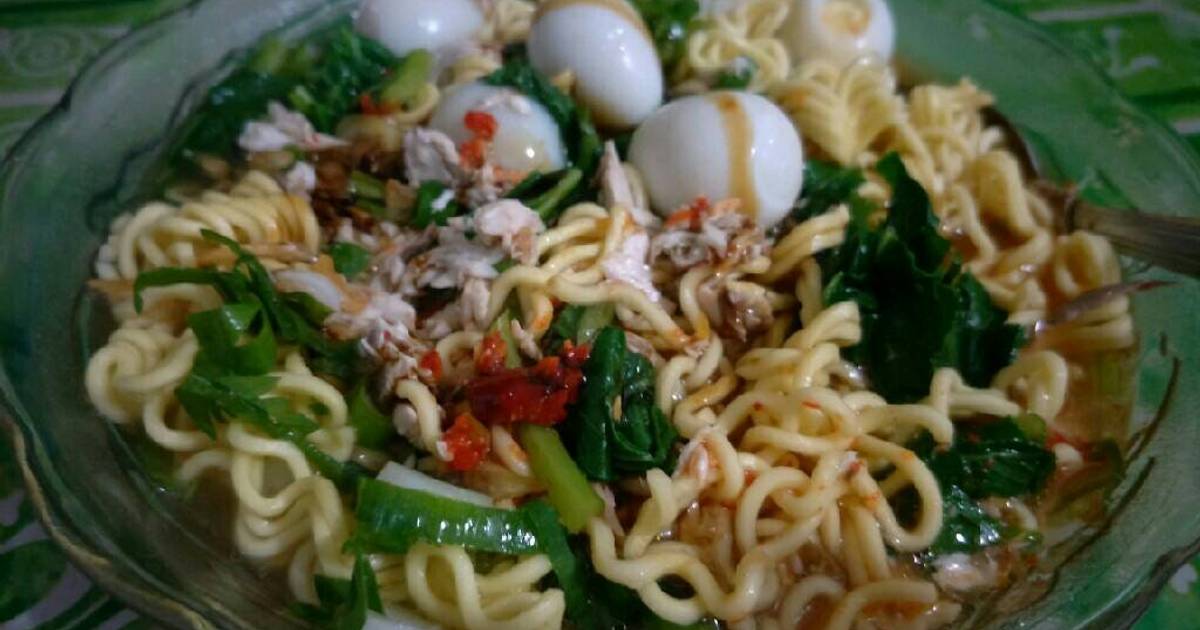  Resep  Mie  eko  telur puyuh oleh Diajeng Thity Cookpad