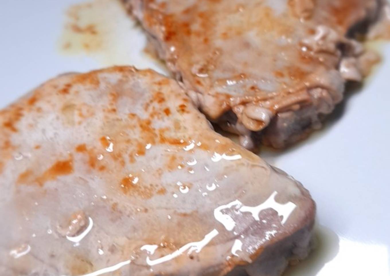 Atún con aceite de ajo