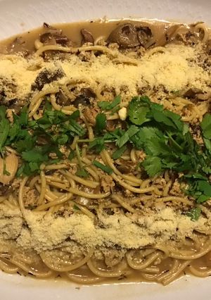 A picture of California Farm Oyster Mushroom Stroganoff.