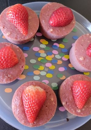 Une photo de Coeurs coulants aux fraises 🍓