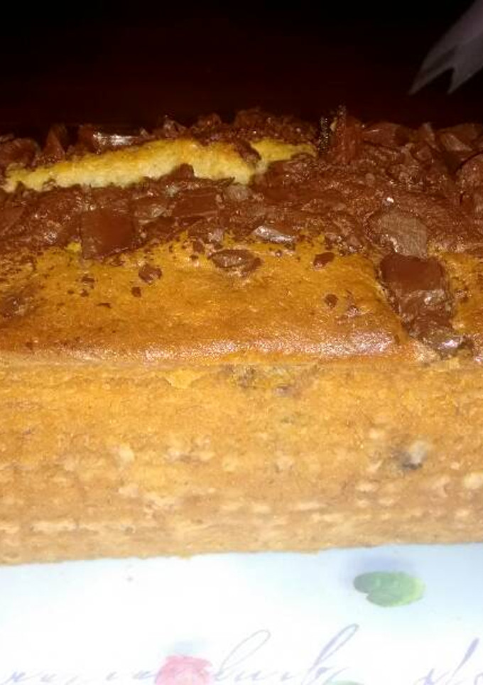 Una foto de Budin de bananas y chocolate