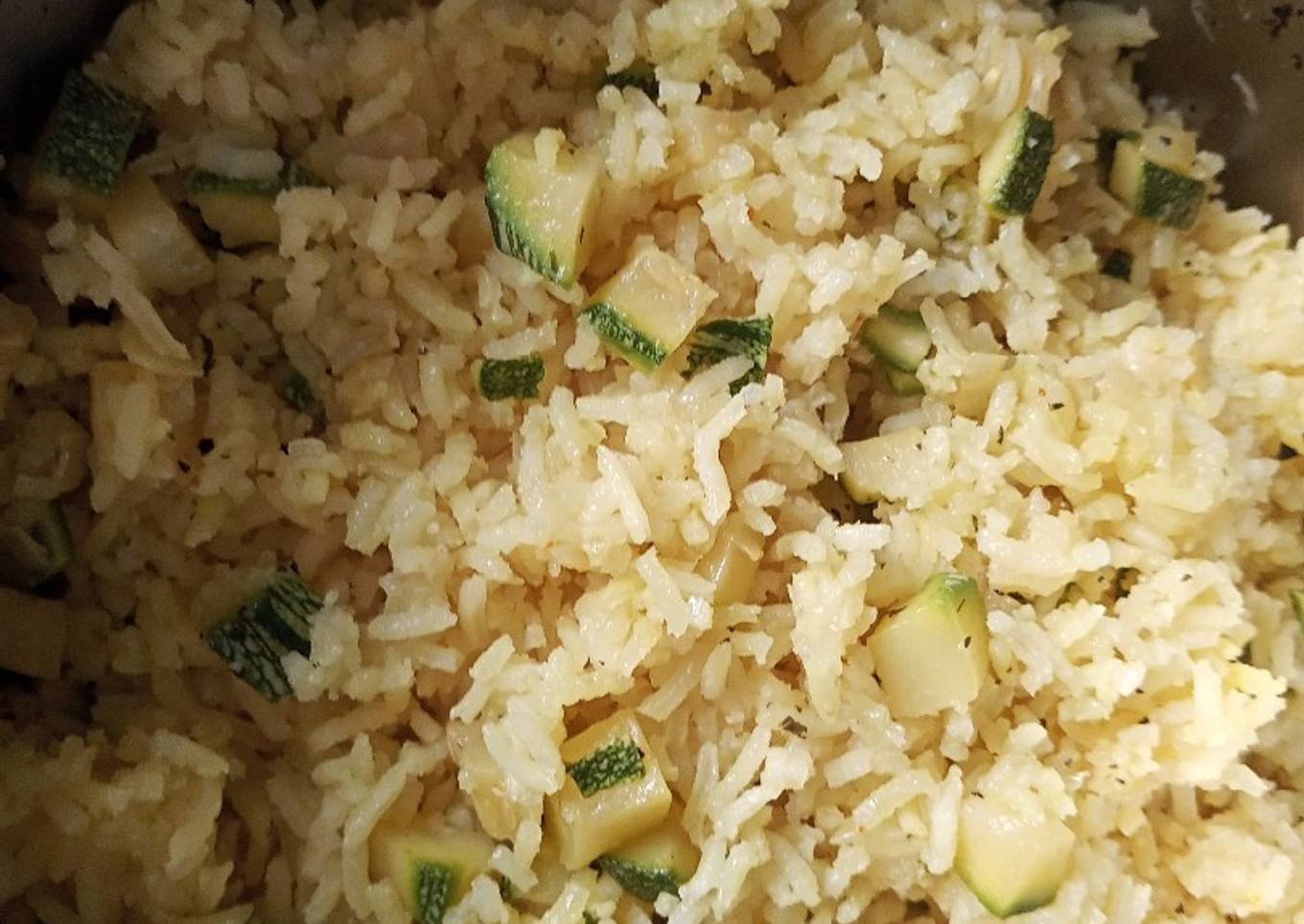 Arroz con cúrcuma y albahaca 🍚