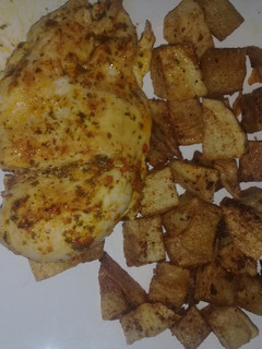 Una foto de Pechuga frita con papas