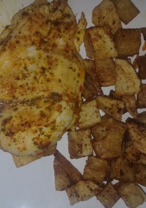 Una foto de Pechuga frita con papas
