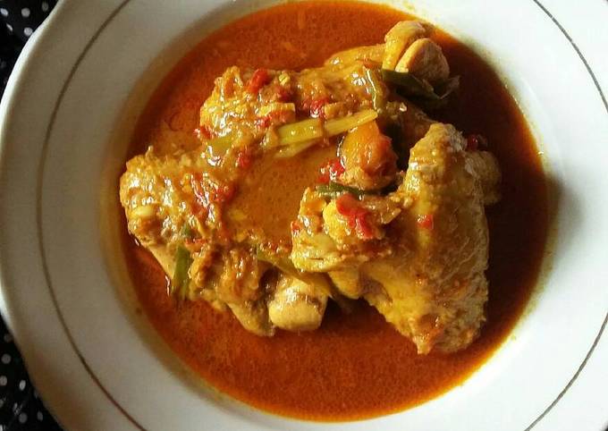 Sayap ayam kari pedas ( Chicken wings curry )