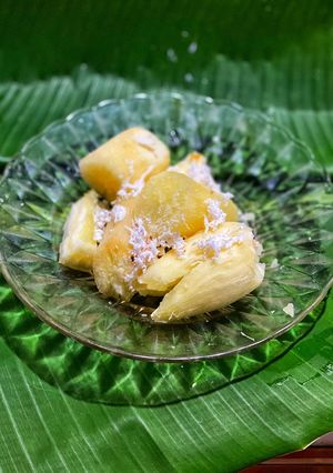 Hình của món Khoai Mì Hấp Nước Dừa.