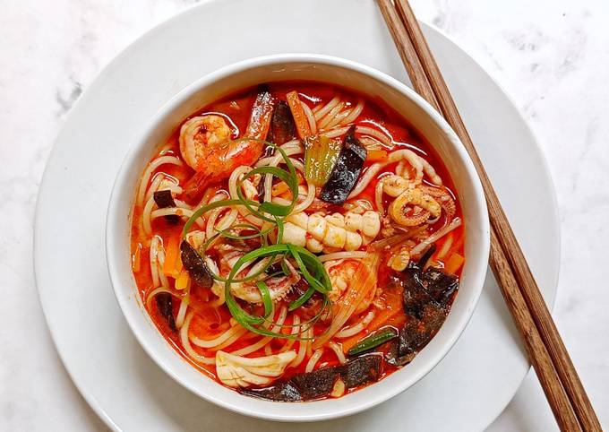 Resep Jjamppong (Mie Seafood Pedas Korea) Oleh Desi Dresviana (IG ...