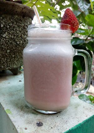 Foto resep Banana Orangeberry Smoothie