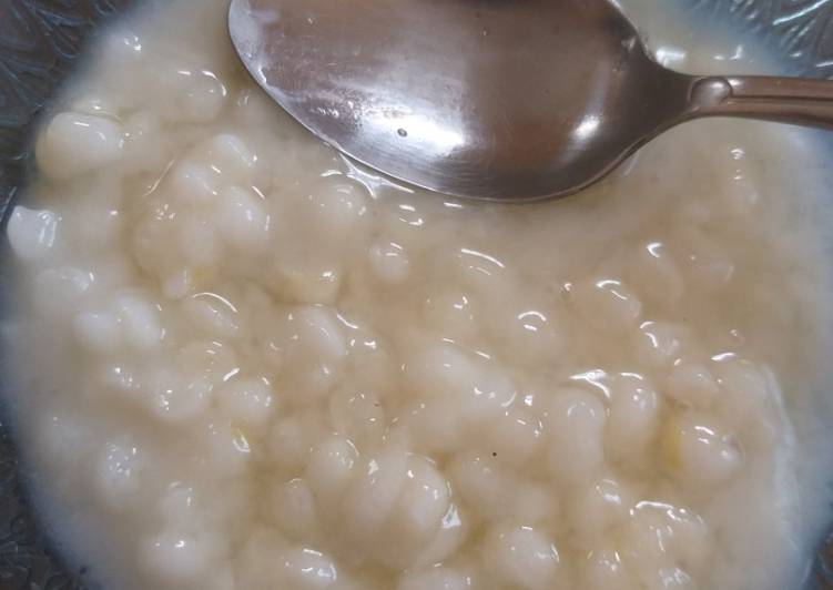 Bubur basaang (bubur jagung khas sulsel)