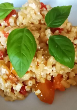 Une photo de Pâtes à la feta rôtie et tomates cerises