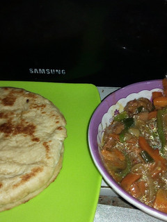 A picture of Chappati and veggy soup.