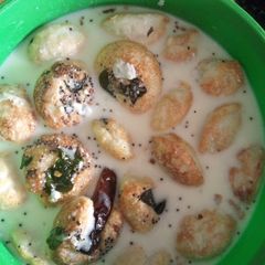 A picture of Mini Dahi Vada.