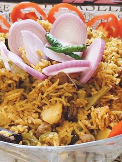 वेजिटेबल पुलाव (Vegetable pulao recipe in hindi) रेसिपी मुख्य फोटो