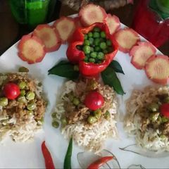 A picture of Qeema matar and rice.