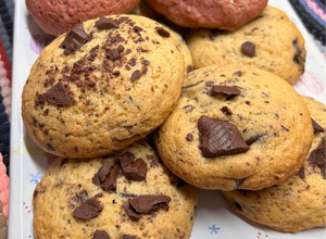 Una foto de Crumbl Cookies
