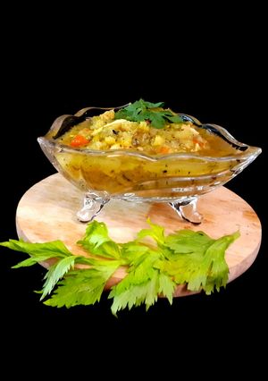 عکسی از دستور ترشی لیته کرفس با دور ریزهای حاصل از آب گیری کرفس😋🤤