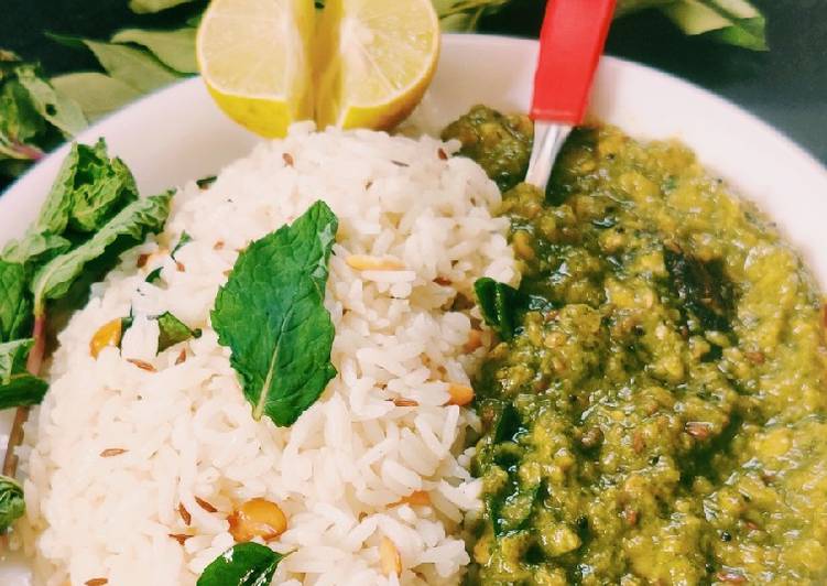 Green dal fry