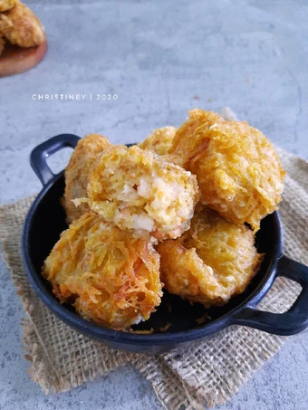 Langkah Mudah untuk Membikin Resep 8. Bola Udang Kentang Crispy yang Enak Banget Anti Ribet, Menggugah Selera