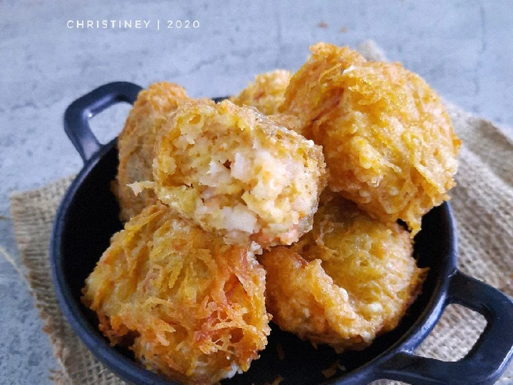 Langkah Mudah untuk Membikin Resep 8. Bola Udang Kentang Crispy yang Enak Banget Anti Ribet, Menggugah Selera