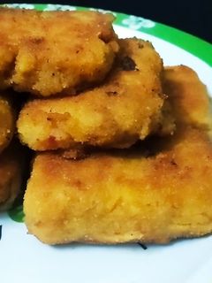 சீஸ் ஃபில்டு கட்லெட் (Cheese filled cutlet Recipe in tamil) செய்முறை முக்கிய புகைப்படம்