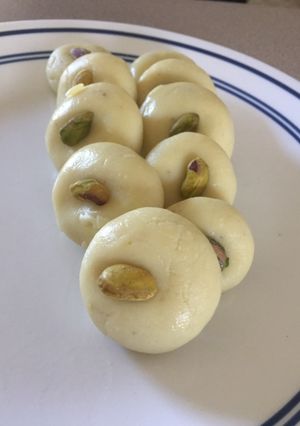 A picture of Malai peda.