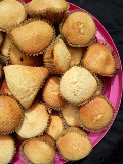 A picture of Local vanilla cupcakes.