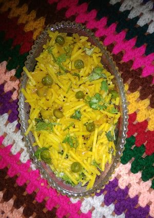A picture of Yellow noodles.