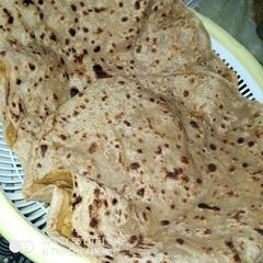 A picture of گوبھی بھرواں پراٹھے.