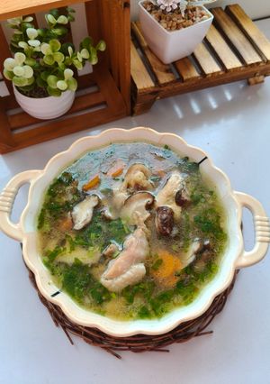 Gambar Sup Ayam Shiitake
