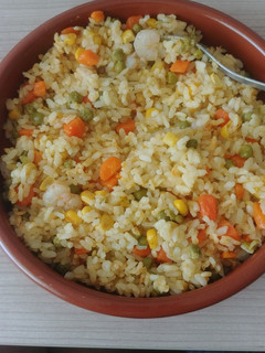 Una foto de Arroz frito tres delicias bajo en grasa